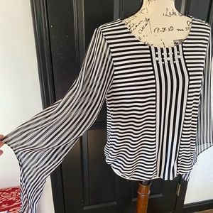 Black and White Strip Top - Size PM